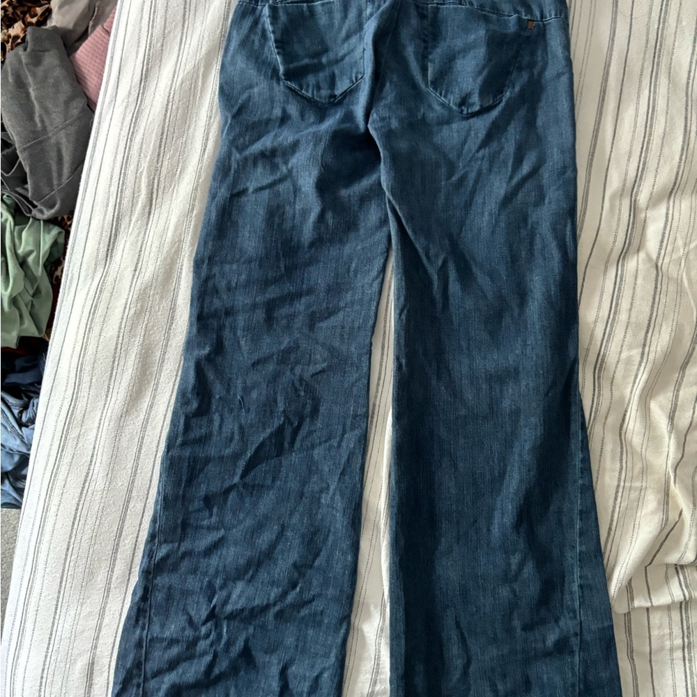 Designer Jean Bundle - Picture 11 of 12